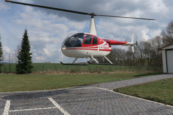 Hubschrauber fliegen - Robinson R44
