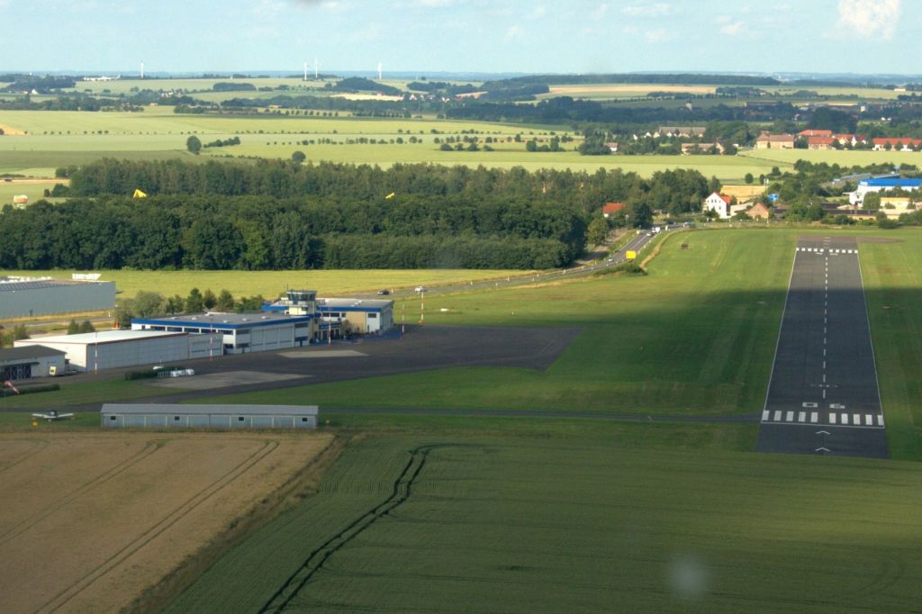 Flugplatz Gera im Anflug